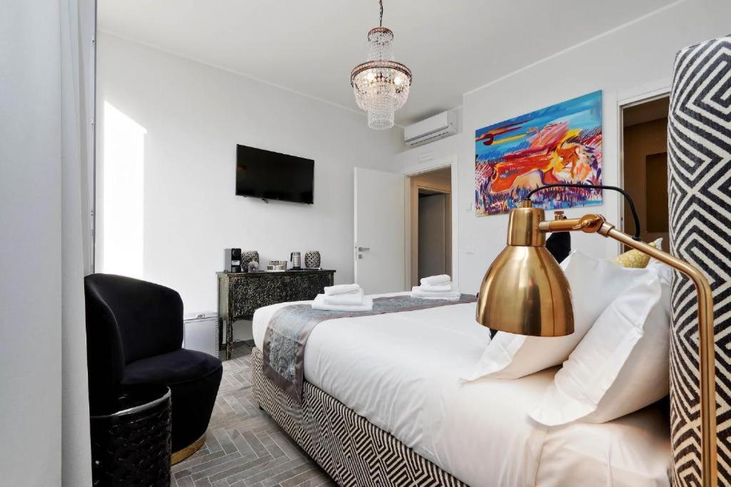 Della Croce Rooms Рим Экстерьер фото